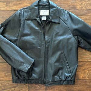 Covington Men's Black Leather Bomber Jacket
